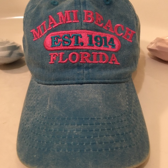 ESY Accessories - ESY/ Ball Cap / Miami Beach Florida / blue  pink